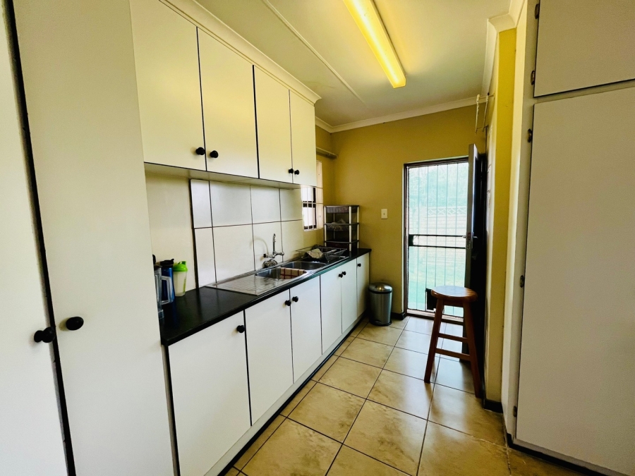 To Let 3 Bedroom Property for Rent in Bainsvlei Free State